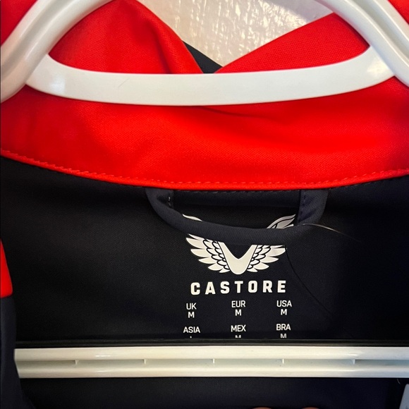 Oracle Red Bull Racing Men's Black Performance Jacket - Picture 5 of 8